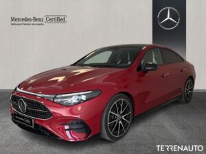MERCEDES-BENZ CLA 180 con tecnología híbrida